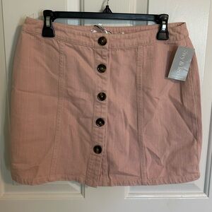 Ivy & Leo NWT Pink Stretch Button-Front Skirt